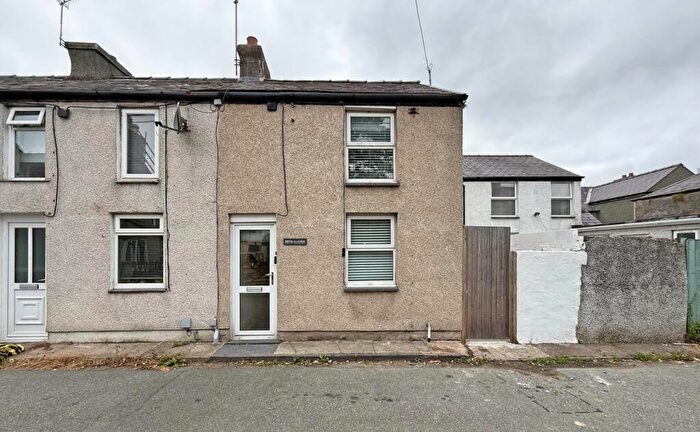 2 Bedroom Terraced House For Sale In Bethel, Caernarfon, Gwynedd, LL55