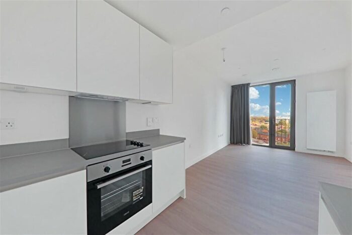 1 Bedroom Flat To Rent In Tapper Walk, London, N1C