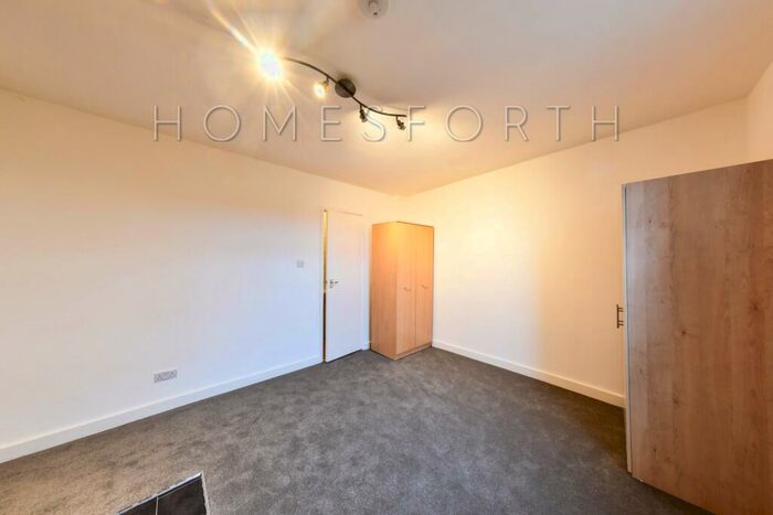 Studio To Rent In Maygrove Road, Kilburn, NW6