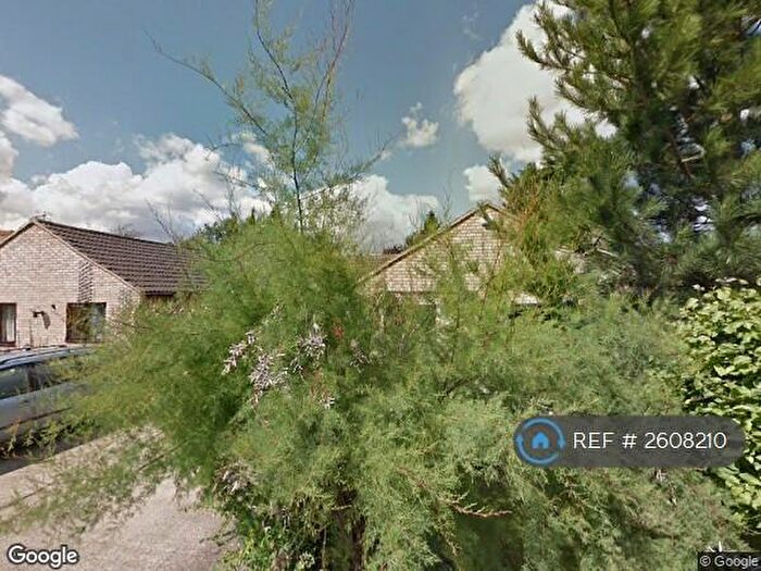 3 Bedroom Bungalow To Rent In Eaton Close, Cambridge, CB4