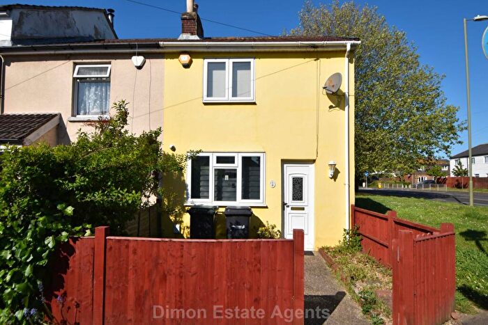 2 Bedroom Terraced House For Sale In Alver Road, Gosport, PO12