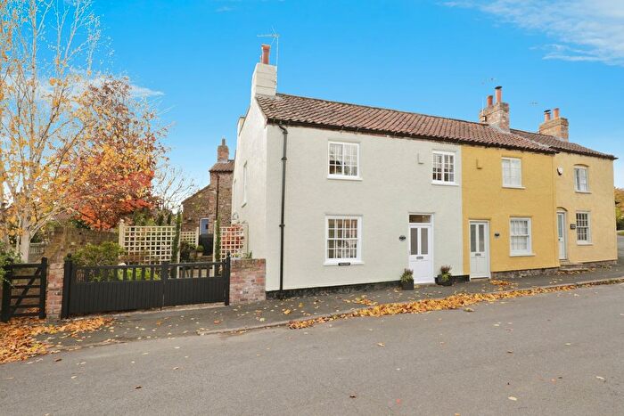3 Bedroom End Terrace House For Sale In High Street, Whixley, York, North Yorkshire, YO26