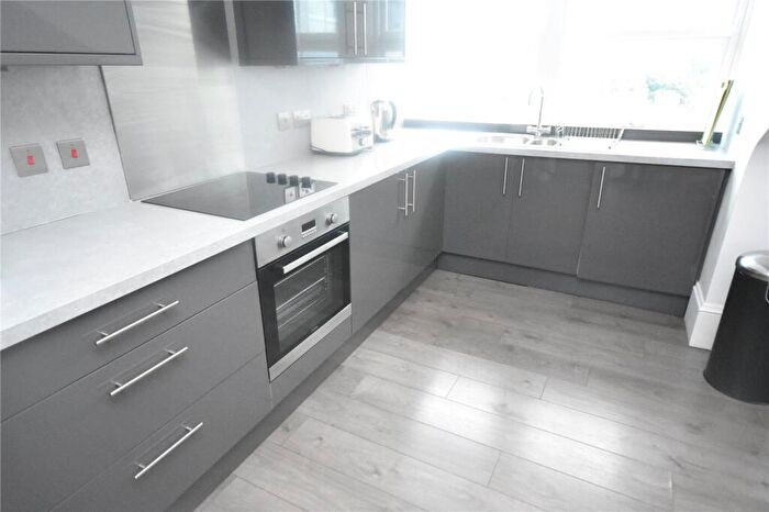 2 Bedroom Flat To Rent In Union Street, City Centre, Aberdeen, AB11