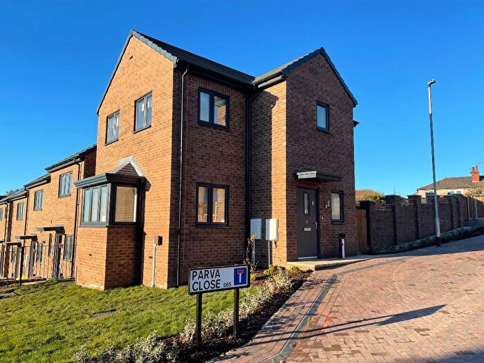 3 Bedroom Detached House To Rent In Miller Close, Rotherham, South Yorkshire, S65