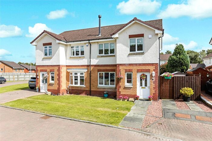 3 Bedroom Semi-Detached House For Sale In Ledvinka Crescent, Hamilton, South Lanarkshire, ML3