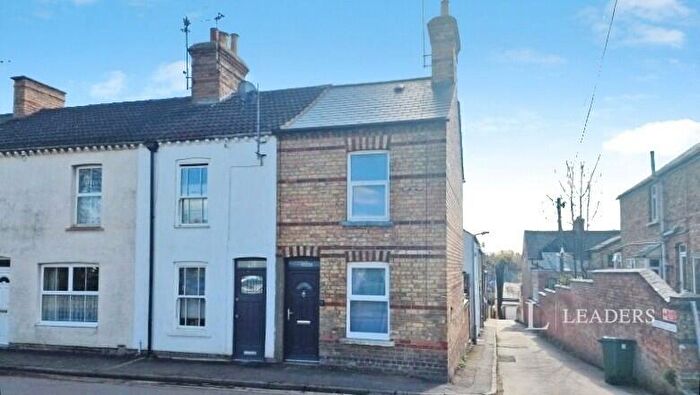 2 Bedroom House To Rent In Radcliffe Road, Stamford, PE9