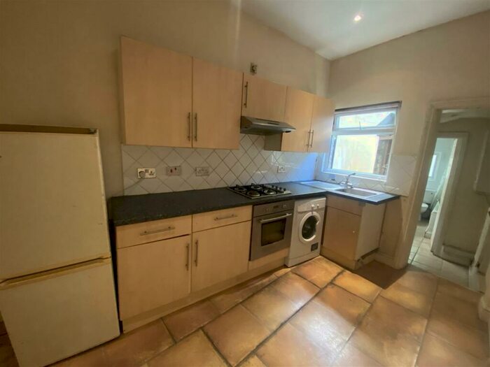 2 Bedroom Terraced House To Rent In Selhurst Road, London, SE25