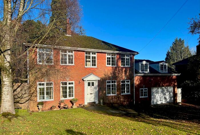 6 Bedroom Detached House For Sale In Oaklands, Malvern, WR14