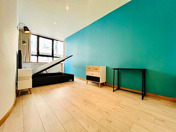 1 Bedroom Apartment For Sale In Newhall Street, Birmingham, B3