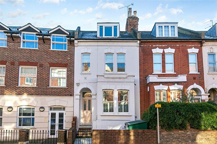 4 Bedroom Terraced House For Sale In Sheen Road, Richmond, TW9