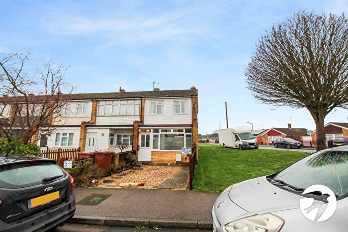 2 Bedroom End Of Terrace House To Rent In Shelldrake Close, Isle Of Grain, Rochester, Kent, ME3