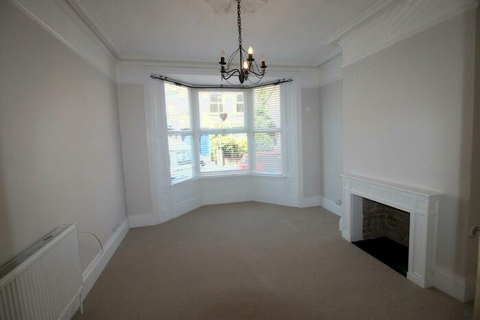 2 Bedroom Flat To Rent In St Leonards, Exeter, EX1