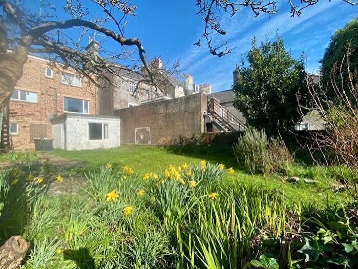 2 Bedroom Flat To Rent In High West Street, Dorchester, DT1