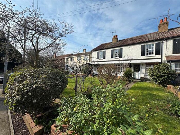 2 Bedroom Terraced House To Rent In Thompsons Cottages, Harwood Hall Lane, Upminster, RM14