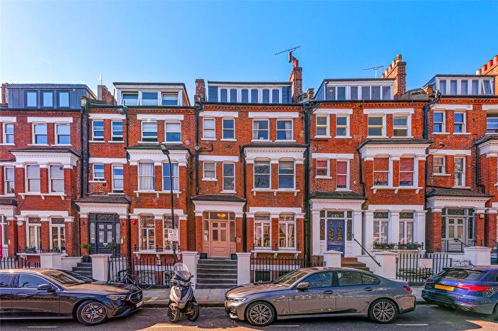 1 Bedroom Flat To Rent In Primrose Gardens, London, NW3