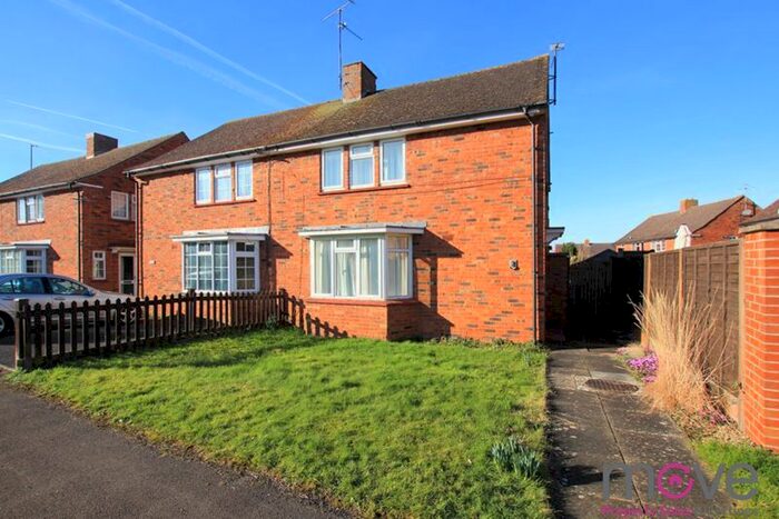 3 Bedroom Semi-Detached House To Rent In St. Michaels Avenue, Bishops Cleeve, Cheltenham, GL52