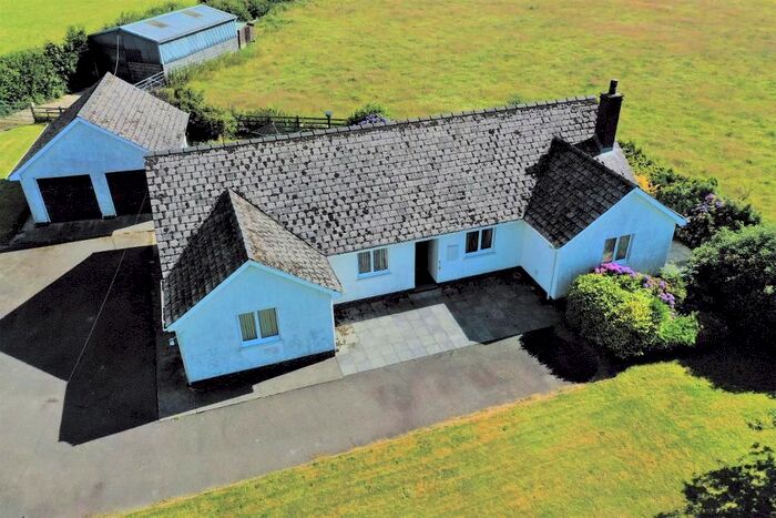 4 Bedroom Detached Bungalow For Sale In Coed Y Bryn, Llandysul, SA44