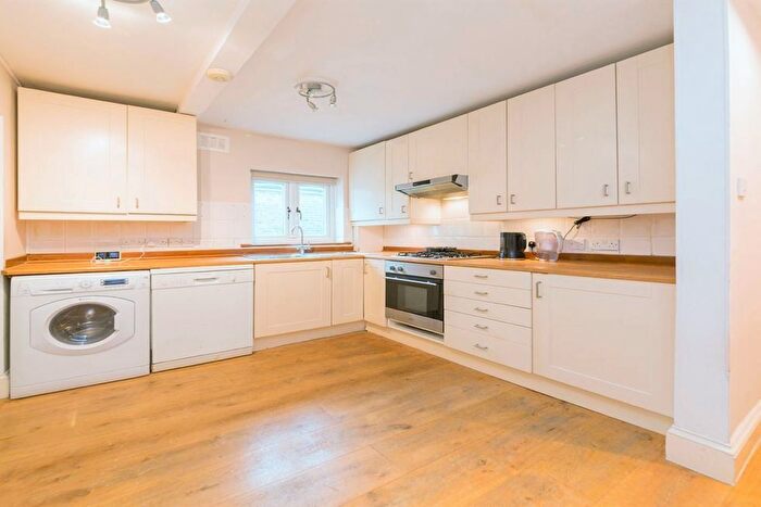 1 Bedroom Flat To Rent In Arkwright Road, London, NW3