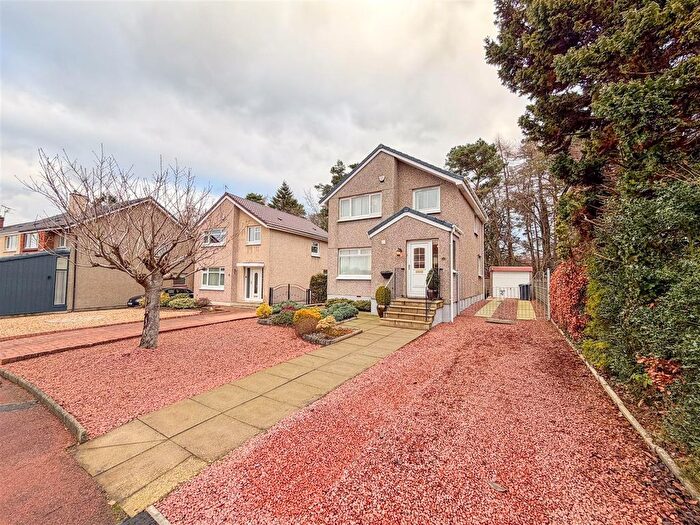 3 Bedroom Detached House For Sale In Chatelherault Crescent, Hamilton, ML3