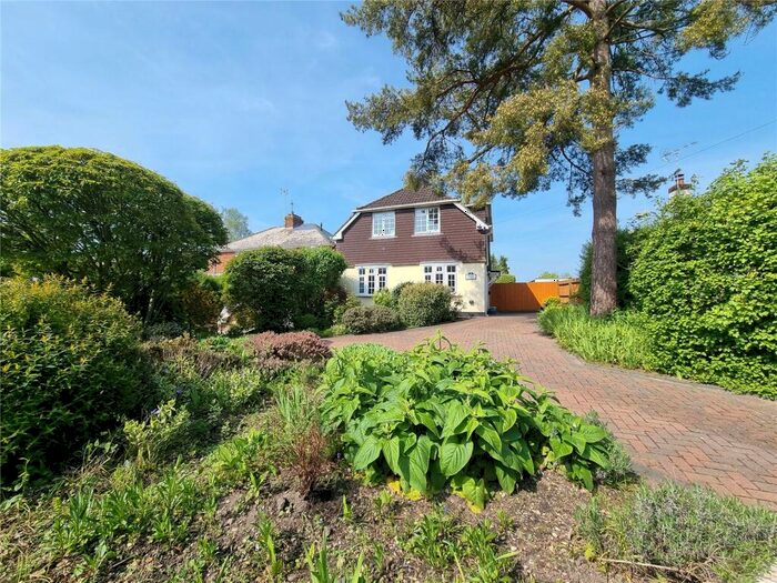 3 Bedroom Detached House For Sale In Goodworth Clatford, Andover, Hampshire, SP11