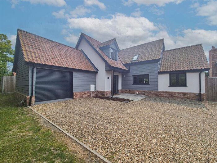 4 Bedroom Detached House To Rent In Norton, Bury St. Edmunds, IP31