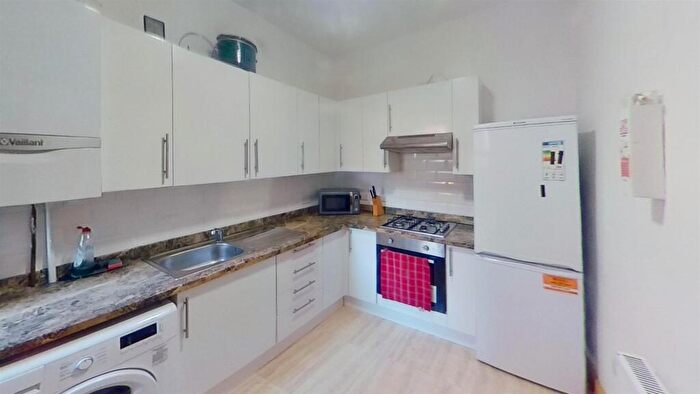 3 Bedroom Terraced House To Rent In Hunter Road, Southsea, Portsmouth, PO4