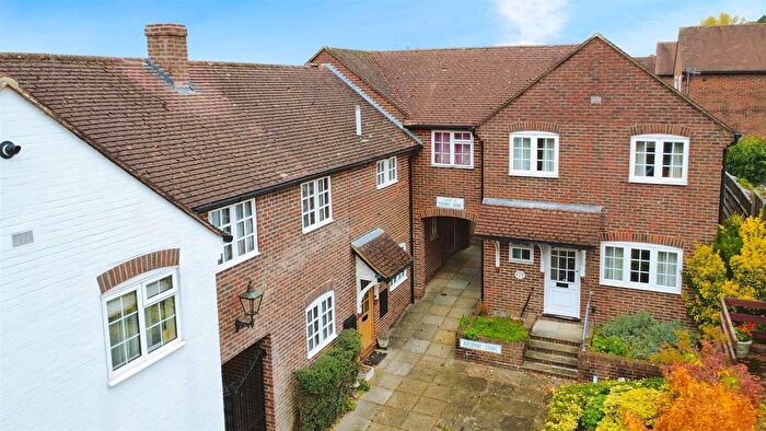 3 Bedroom Terraced House For Sale In Archway Court, Chapel Street, Old Town, HP2