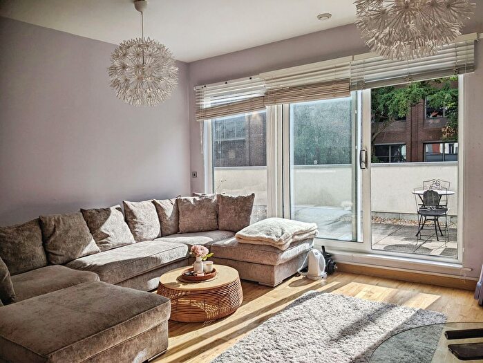 1 Bedroom Flat To Rent In Manor Road, Wallington, SM6