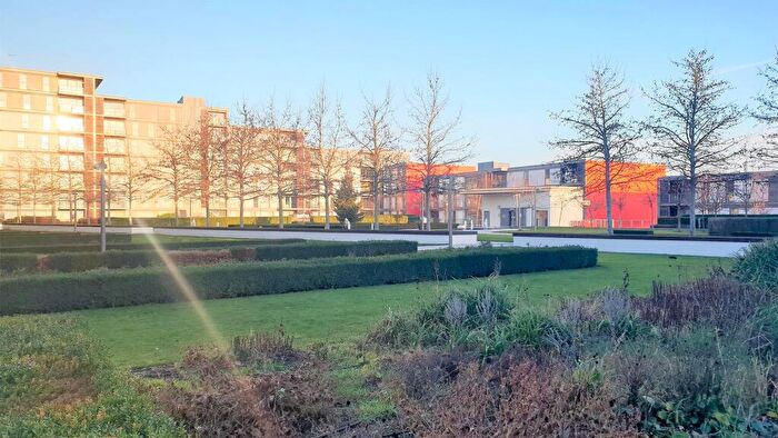 1 Bedroom Apartment For Sale In Sapphire House, South Row, Milton Keynes, MK9