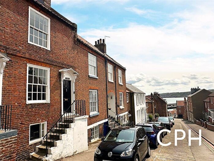 4 Bedroom Property For Sale In Castlegate, Scarborough, YO11