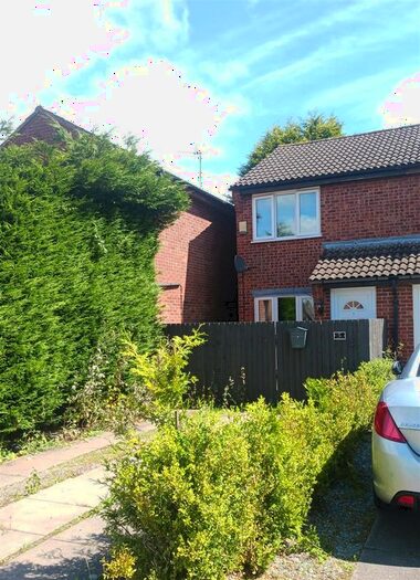 2 Bedroom Terraced House To Rent In Maple Close, Burbage, Hinckley, LE10
