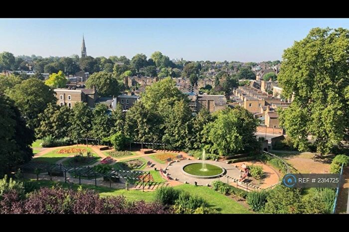 2 Bedroom Flat To Rent In Colorado Building, London, SE13