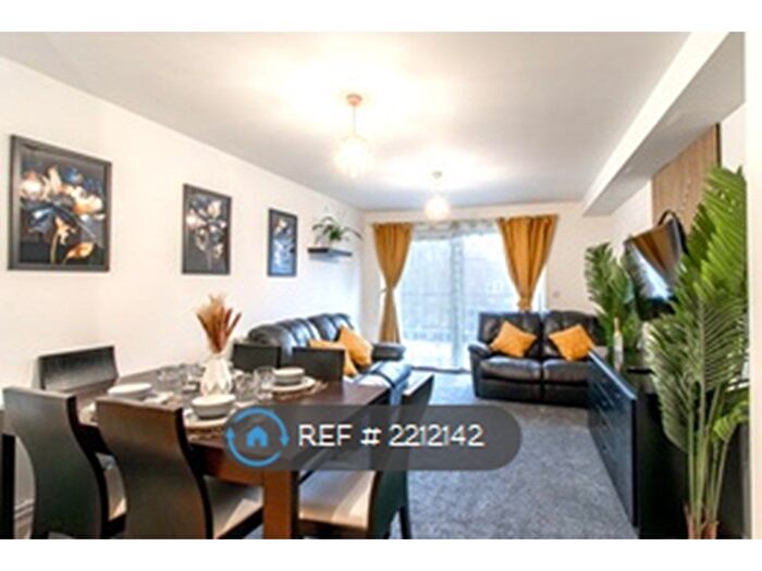 2 Bedroom Detached House To Rent In Seacole Gardens, Southampton, SO16