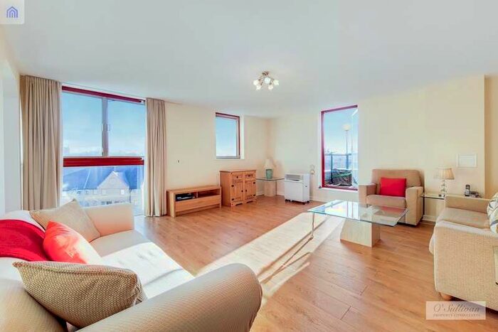 2 Bedroom Flat To Rent In Asher Way, E1W