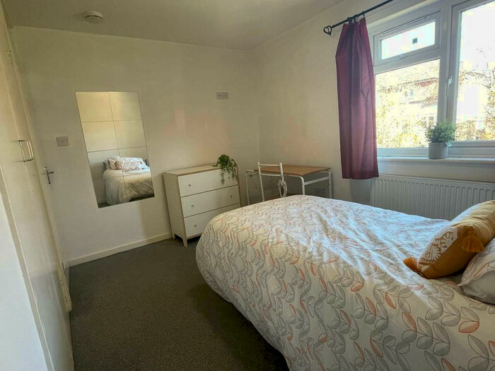 6 Bedroom House To Rent In Querns Place, Canterbury, CT1