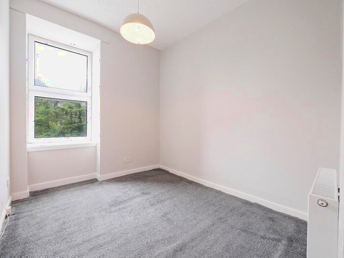 2 Bedroom Flat To Rent In Baffin Street, Dundee, DD4