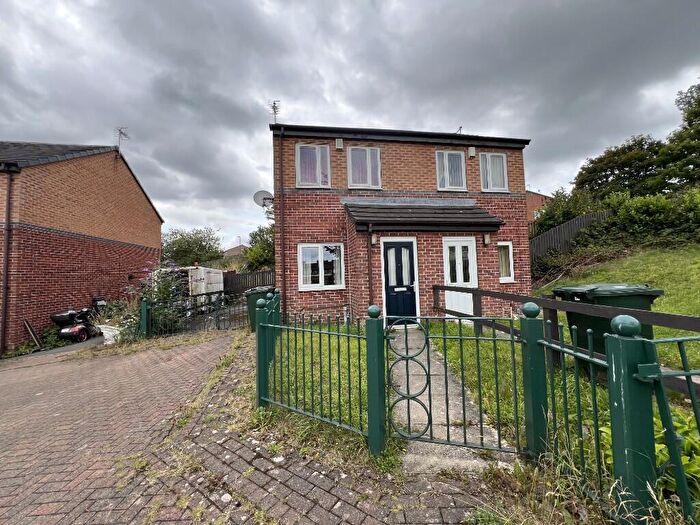 1 Bedroom Semi-Detached House To Rent In Landscove Avenue, Bradford, West Yorkshire, BD4