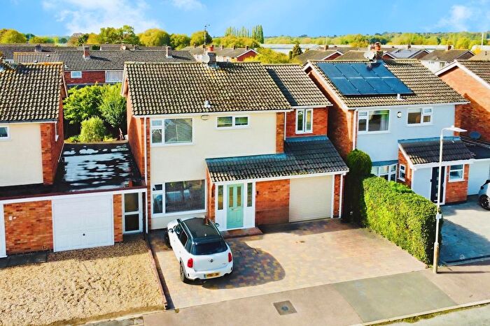 4 Bedroom Detached House For Sale In Fletchers Way, East Goscote, LE7