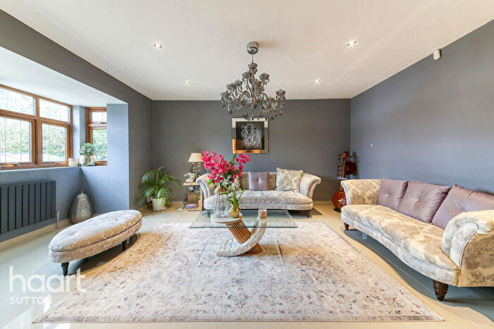 7 Bedroom Detached House For Sale In Green Lane, Purley, CR8