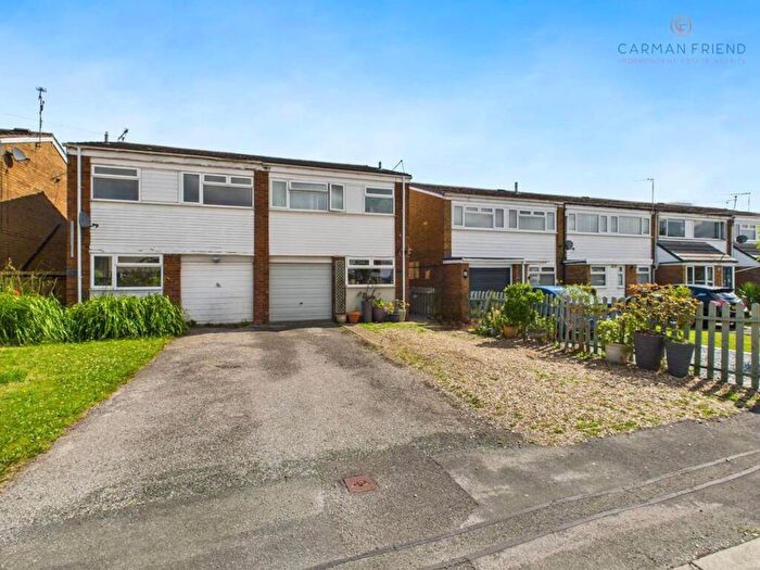 3 Bedroom Semi Detached House For Sale In Bridgewater Drive, Vicars Cross, CH3