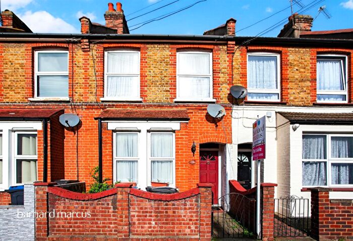2 Bedroom Terraced House For Sale In Haslemere Road, Thornton Heath, CR7