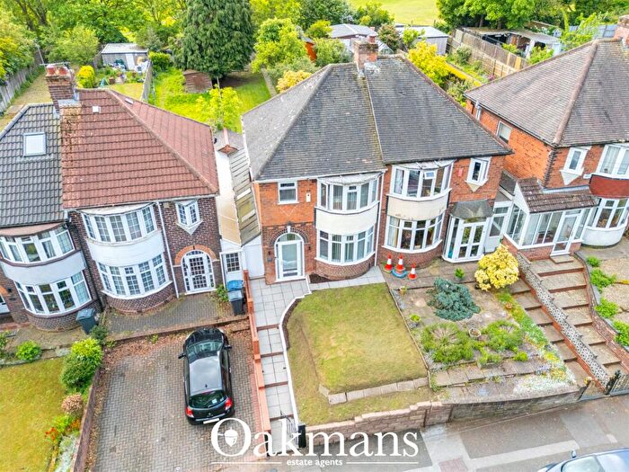 3 Bedroom Semi-Detached House For Sale In Camp Lane, Handsworth, Birmingham, West Midlands, B21