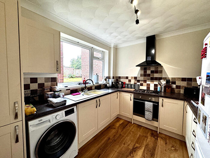 2 Bedroom Flat To Rent In Belmont Court, Newmarket, Suffolk, CB8