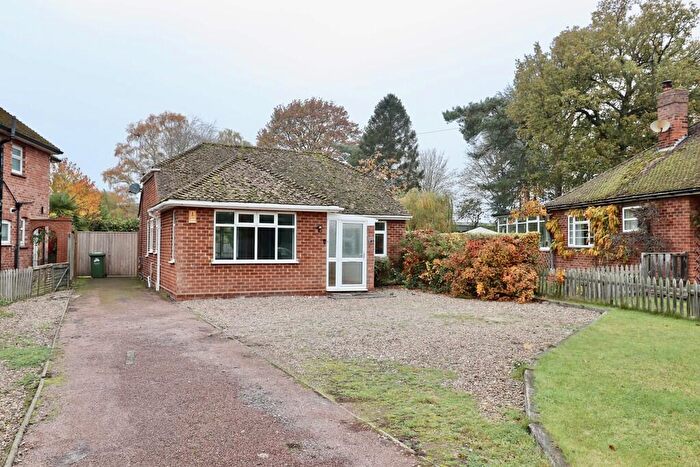 2 Bedroom Detached Bungalow For Sale In Caistor Road, Market Rasen, LN8