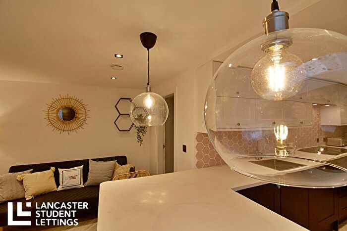 7 Bedroom House To Rent In Scotforth Road, Lancaster, LA1