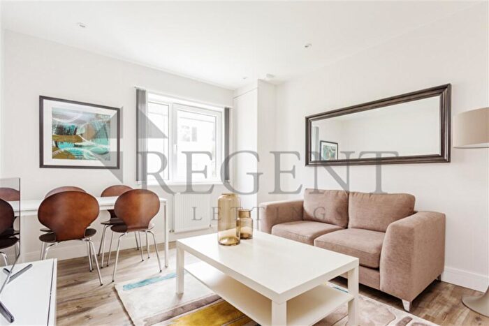 2 Bedroom Apartment To Rent In Willow Court, Cambridge Road, KT1