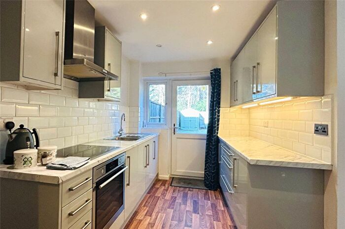 3 Bedroom Terraced House For Sale In Pinewood Park, Farnborough, Hampshire, GU14