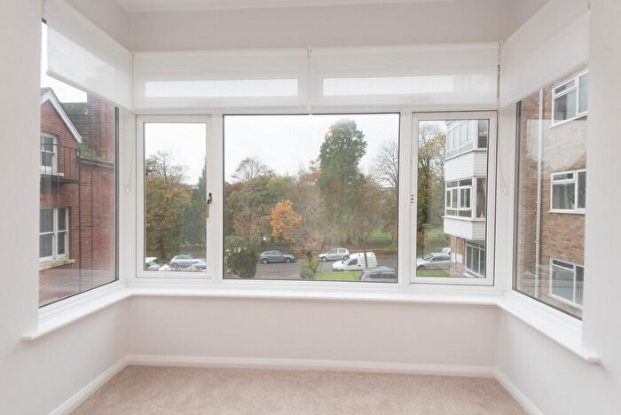 2 Bedroom Flat To Rent In Belle Vue Court, - Preston Park Avenue, Brighton, East Sussex, BN1