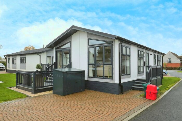 2 Bedroom Detached Bungalow For Sale In Campden Road, Lower Quinton, Stratford-Upon-Avon, CV37