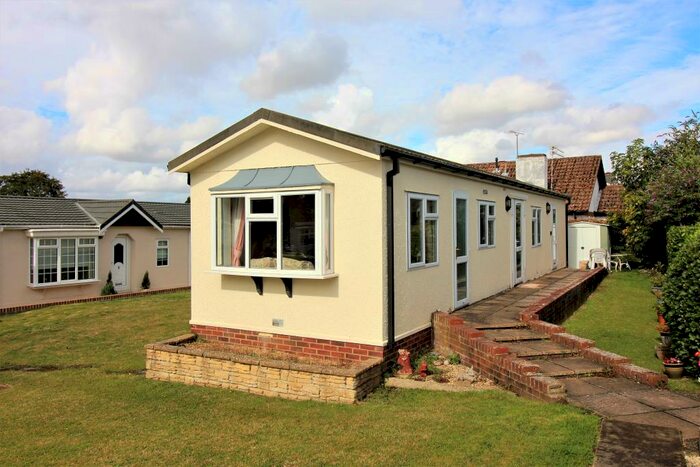 2 Bedroom Mobile Home To Rent In Valdean Park, The Dean, Alresford, SO24